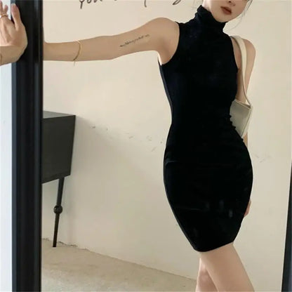 Sexy strakke zomer jurk/ bodycon met hoge nek