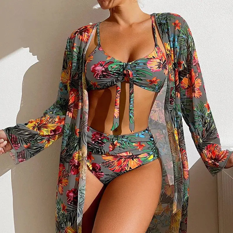 Driedelige badpak met bloemenprint, damesbikiniset, bh zonder beugel en padding, sporttop, blouse met lange mouwen, plus size