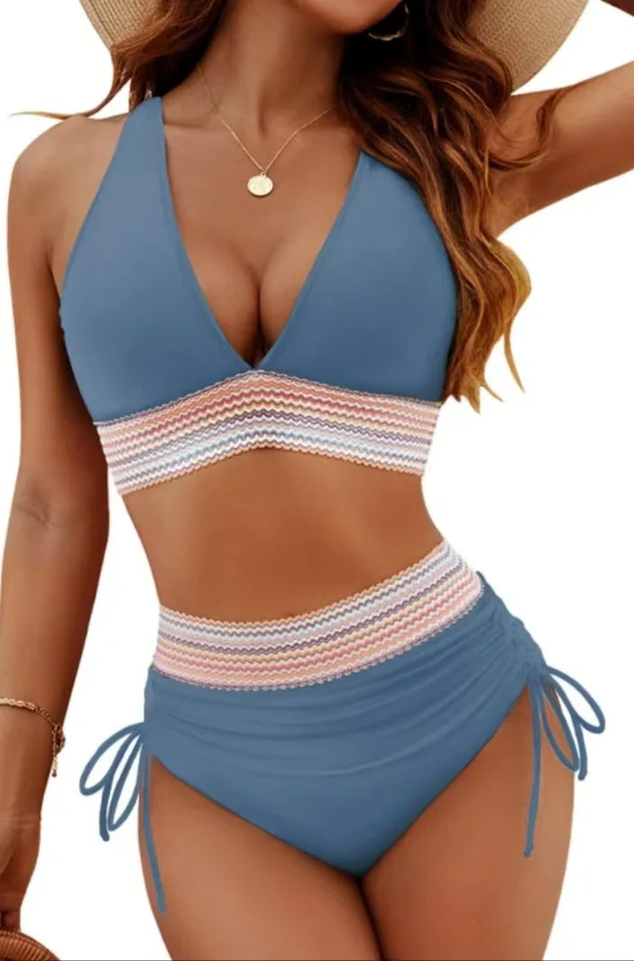 Nieuwe zomerstrandkleding (2025) met textuur, bikiniset met brede schouderband, badkleding met hoge taille en push-up badpakken